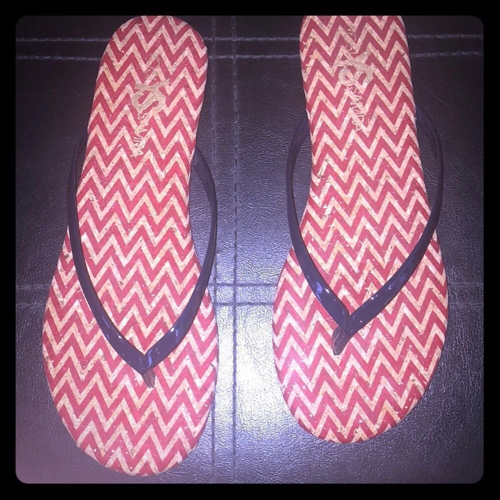 Ys patent flip flops